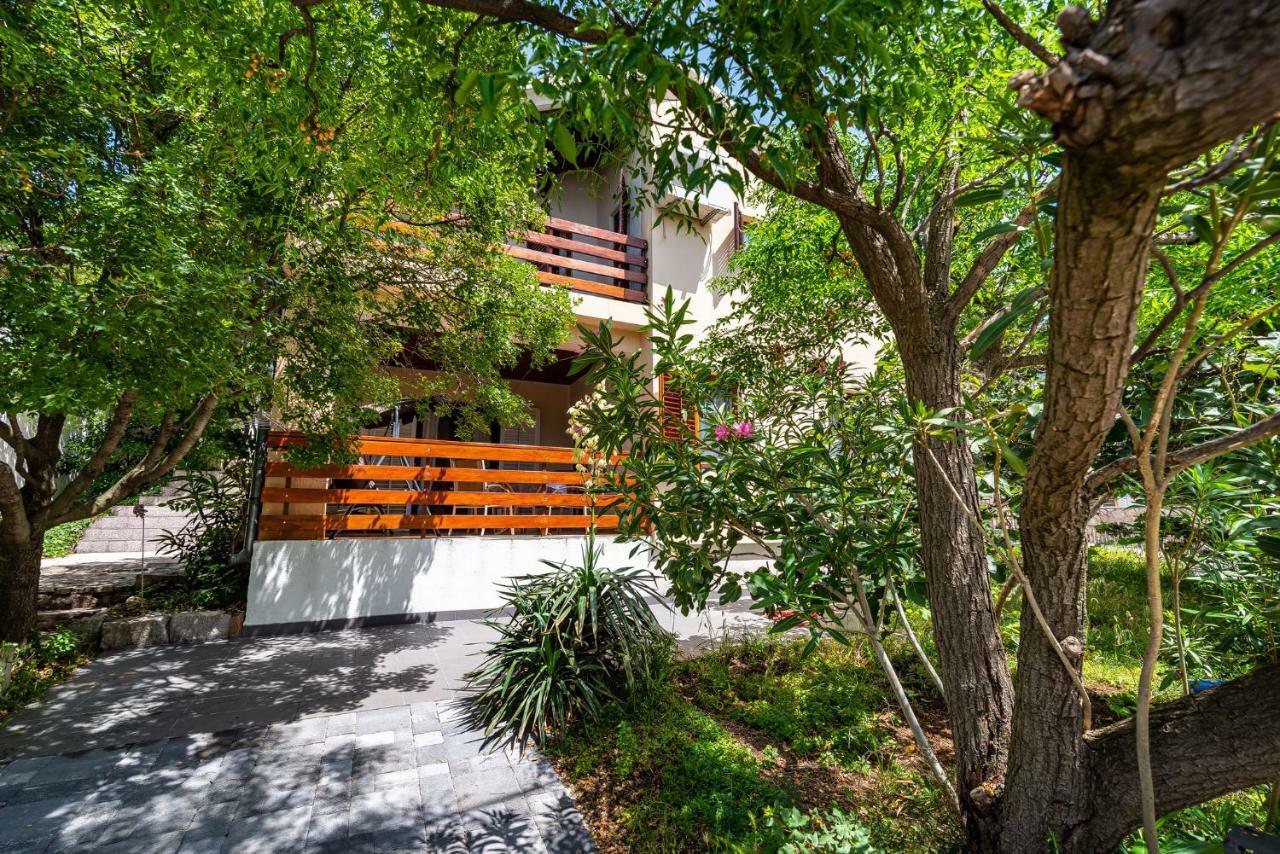 Vacation House Anna Карлобаг Екстериор снимка