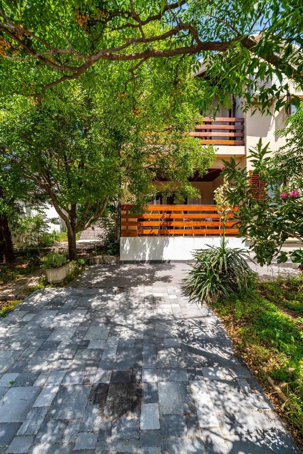 Vacation House Anna Карлобаг Екстериор снимка